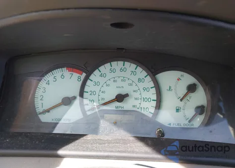 2003 Toyota Corolla Le z USA, uszkodzony, nr VIN JTDBR32E230020960